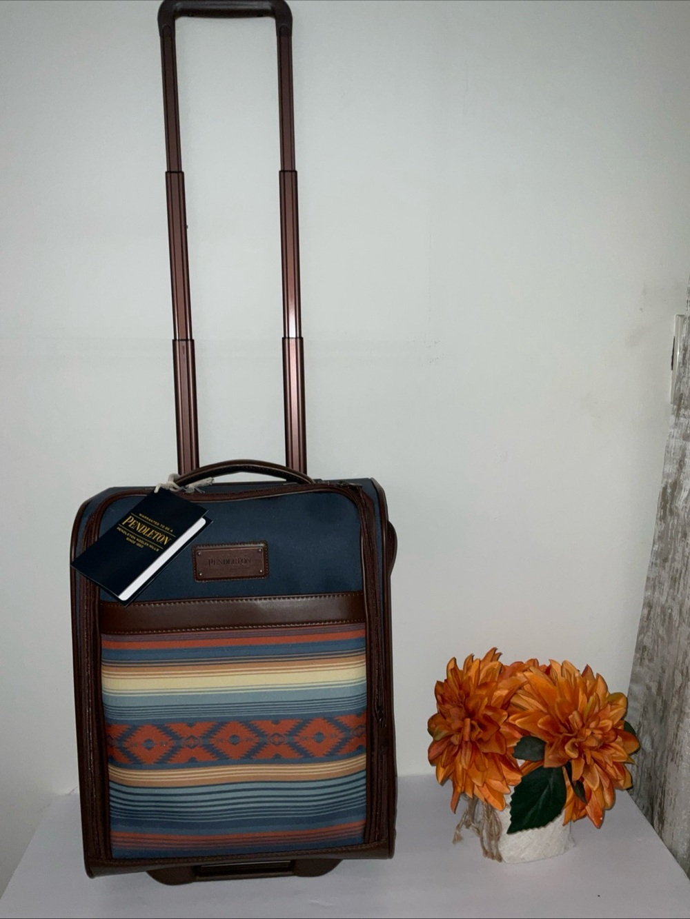 PENDLETON GREEN AZTEC SOUTHWEST SARAPE WOVEN 16” UNDERSEAT BAG WHEELER LUGGAGE N